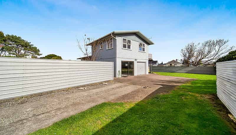 55a Dixon Avenue, Hawera