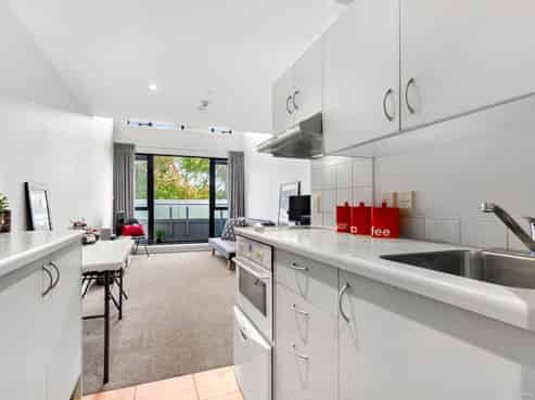 14B/30 Westward Ho Road, Glen Eden