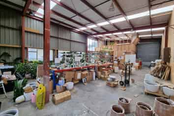 Warehouse - Whangaparaoa - BE QUICK!!!