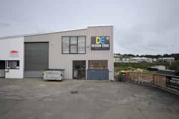 Warehouse - Whangaparaoa - BE QUICK!!!