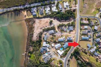 8d Norfolk Drive, Mangawhai Heads