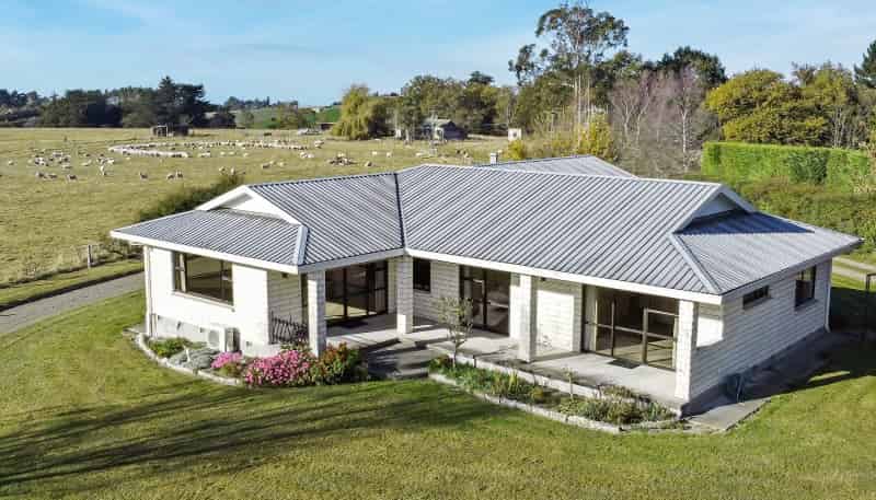 354 Brockley Road, Hadlow