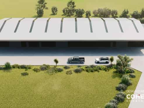 New warehouse with great drive around capability