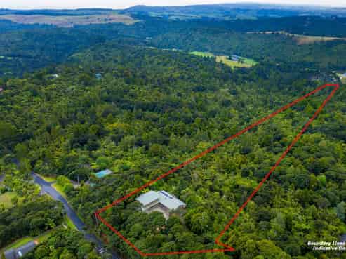 120 Caton Road, Waitakere