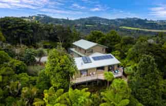 120 Caton Road, Waitakere