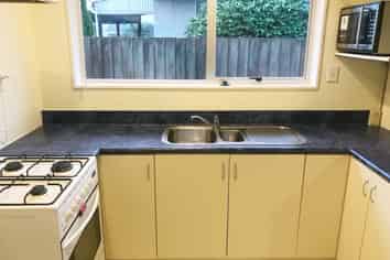 7 Woodstock Place, Russley