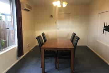 7 Woodstock Place, Russley