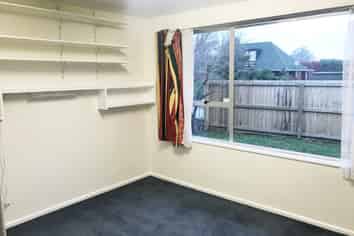 7 Woodstock Place, Russley