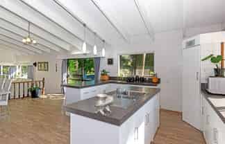 2 Magnolia Street, Outer Kaiti