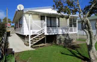 687 Rings Road, Coromandel