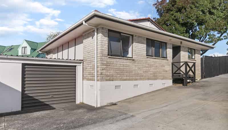 12a Redoubt Road, Goodwood Heights
