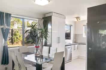 12a Redoubt Road, Goodwood Heights