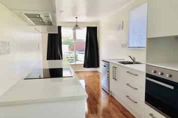 14 Pax Avenue, Forrest Hill