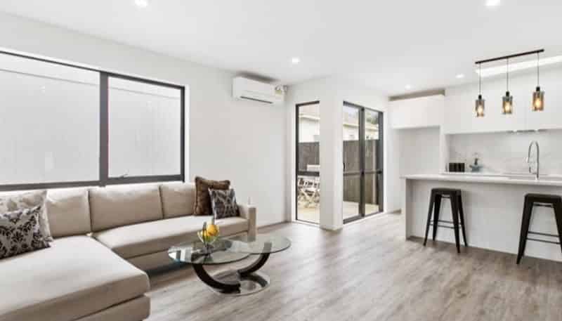 2/14 Waddell Avenue, Point England