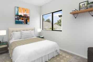 2/14 Waddell Avenue, Point England