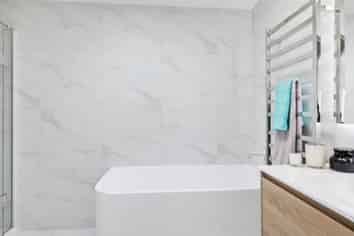 2/14 Waddell Avenue, Point England