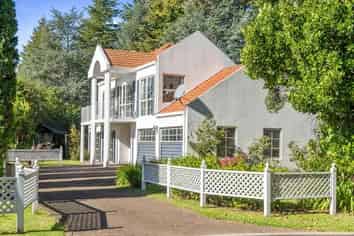 L1/674 Ranginui Road, Welcome Bay