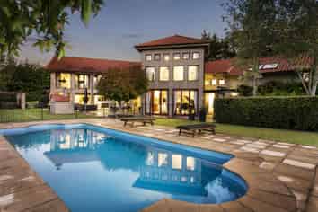 257 Paremoremo Road, Coatesville