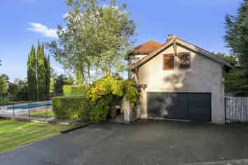 257 Paremoremo Road, Coatesville