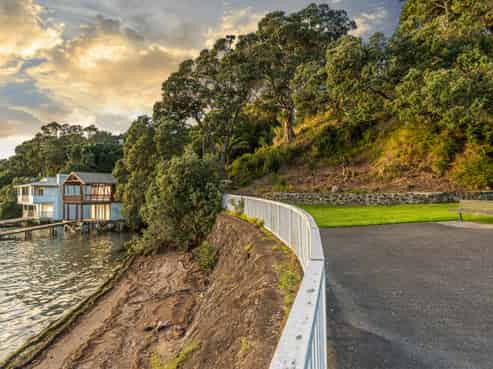 320 Jervois Road, Herne Bay