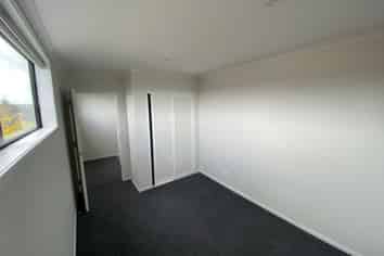 5/5 Peachgrove Road, Te Atatu Peninsula