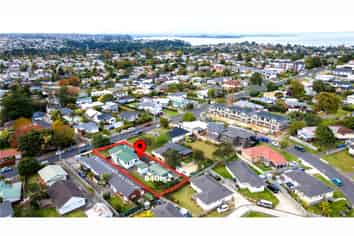 32 Gilliam Street, New Lynn