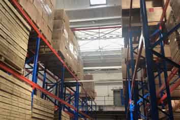   High High High stud warehouse  in Jackson Street