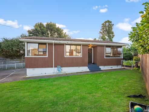 38 Camp Road, Mount Wellington