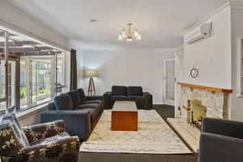 76 Sawyers Arms Road, Papanui