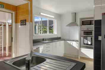 76 Sawyers Arms Road, Papanui