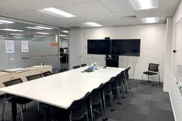 Fully Refurbished Office on Great South Road