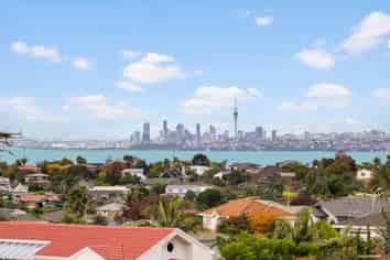 1/23 Bernleigh Terrace, West Harbour