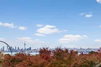 38 Marina View Drive, West Harbour