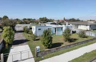 38 Hammond Street, Bulls