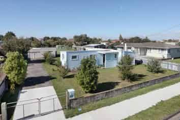 38 Hammond Street, Bulls