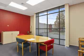 Smart 1743 sqm Warehouse / Office, Hornby