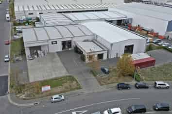 Smart 1743 sqm Warehouse / Office, Hornby
