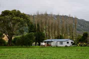517 B Hays Road, Karamea
