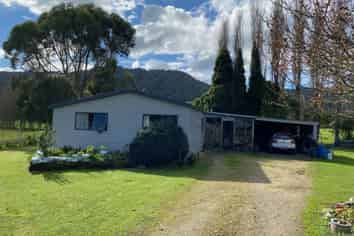 517 B Hays Road, Karamea