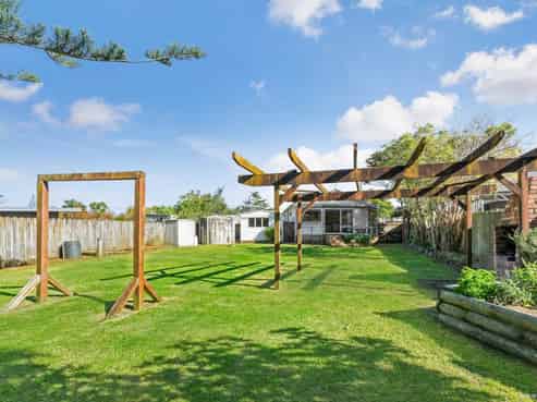 57 Shelly Bay Road, Beachlands