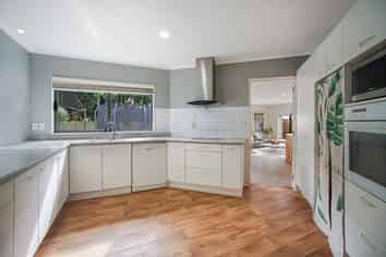 32 Vermeer Place, West Harbour