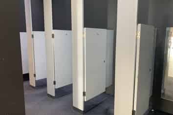 Large Freehold Retail Building Dual Level