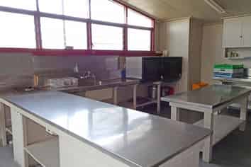 Walk straight in and start baking!