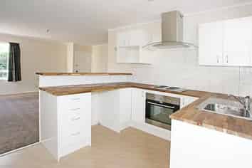 3/27 Inkerman Street, Onehunga