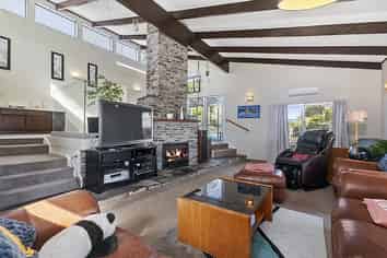 100 Schnapper Rock Road, Albany