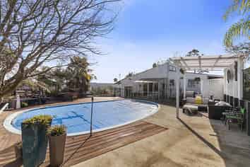 100 Schnapper Rock Road, Albany