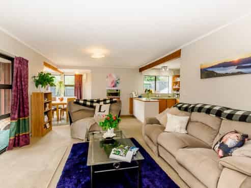 72 Elizabeth Street, Waikanae