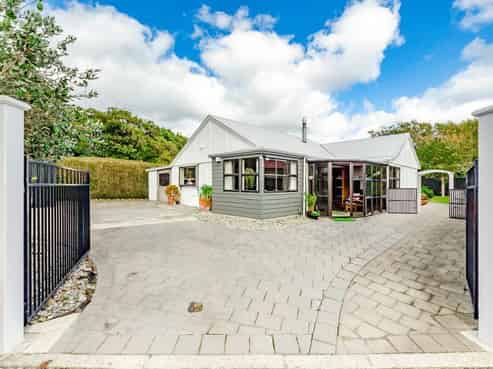 72 Elizabeth Street, Waikanae