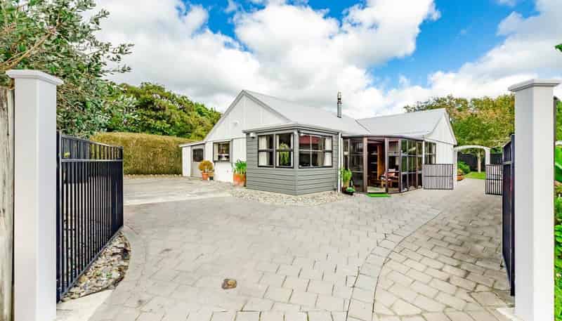 72 Elizabeth Street, Waikanae
