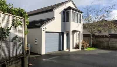 6/64 Schnapper Rock Road, Albany